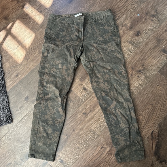 LOFT camo pants - Picture 3 of 4